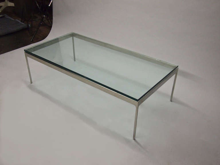 Coffee Table in Solid Steel Stamped Zographos circa 1960 American In Excellent Condition In Jersey City, NJ