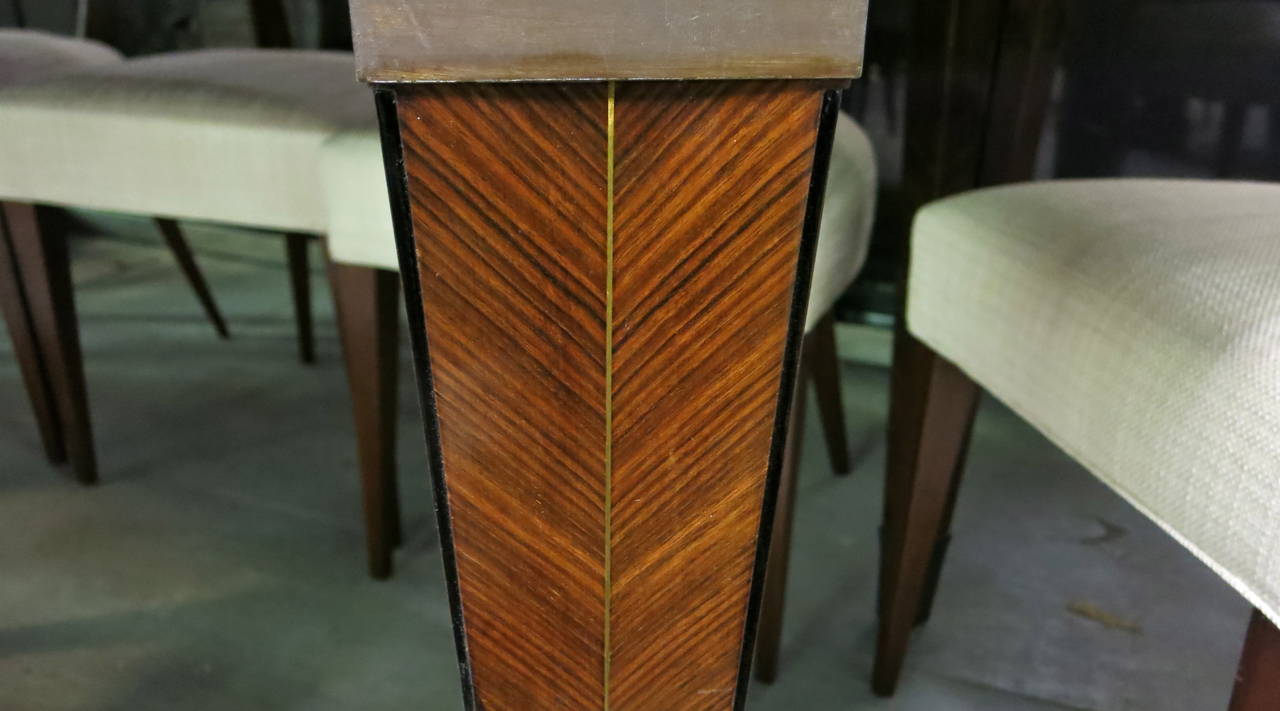 Table de salle à manger conçue par Dominique vers 1940, fabriquée en France en vente 2