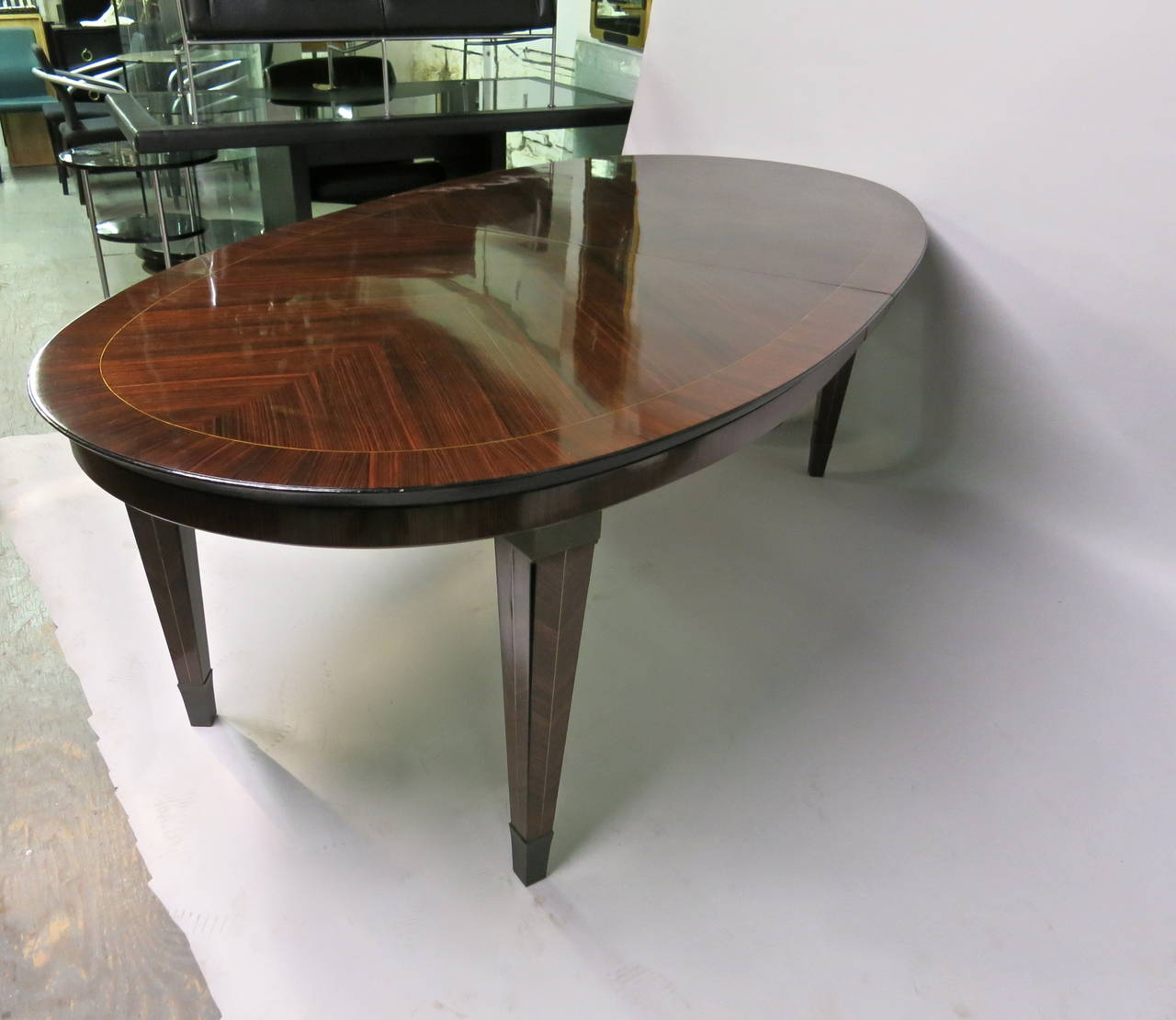 Mid-Century Modern Table de salle à manger conçue par Dominique vers 1940, fabriquée en France en vente