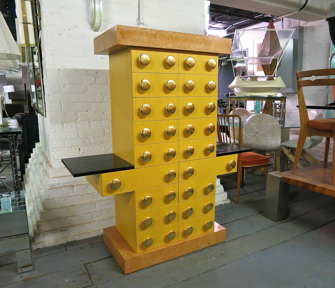 20th Century Mobile Giallo Chest of Drawer by Ettore Sottsass for Design Gallery Milano, 1988