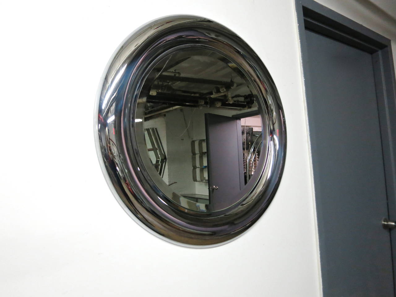 Mid-Century Modern Convex Mirror Designed for Studio Reggiani, Made in Italy, circa 1970