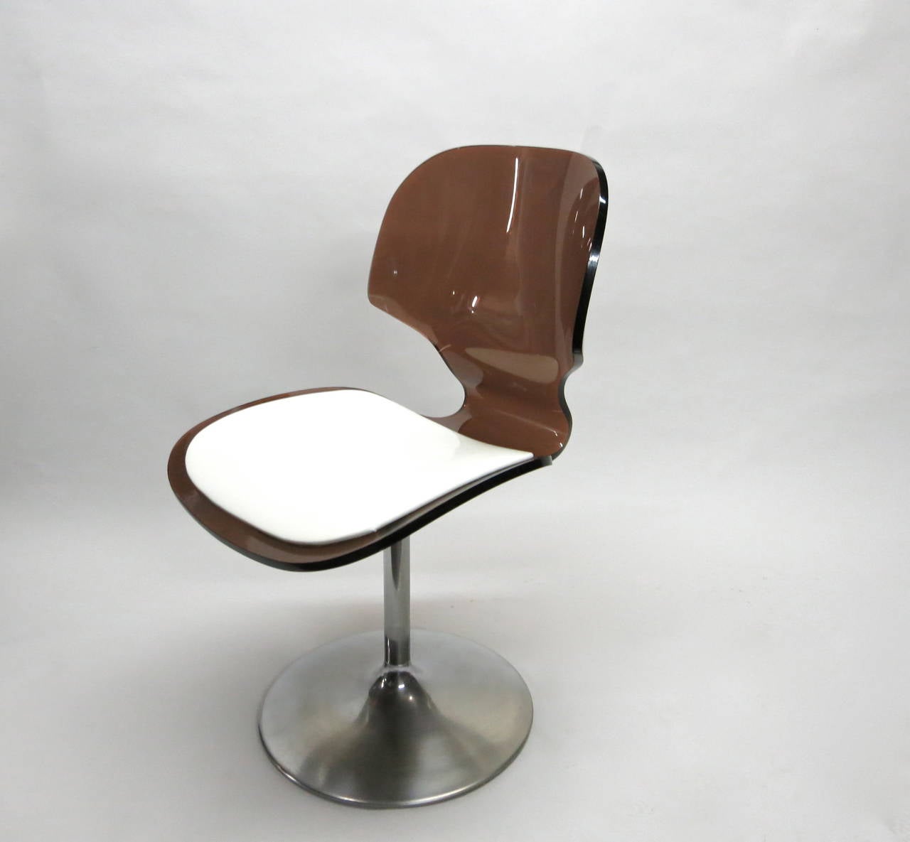 Unknown Pair of Swivel Chairs in Smoked Lucite, circa 1970