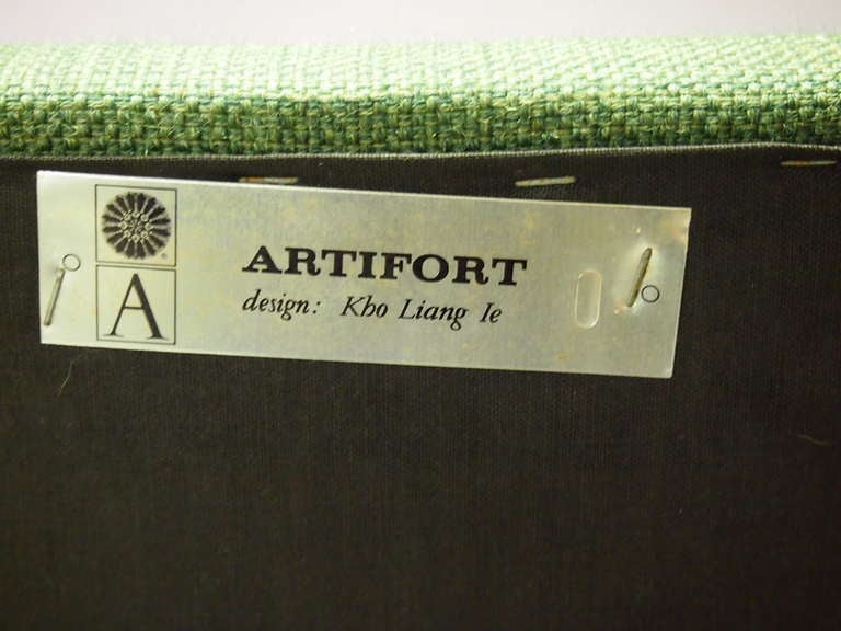 Sofa Signed Kho Liang Le for Artifort Circa 1965 The Netherlands In Good Condition In Jersey City, NJ