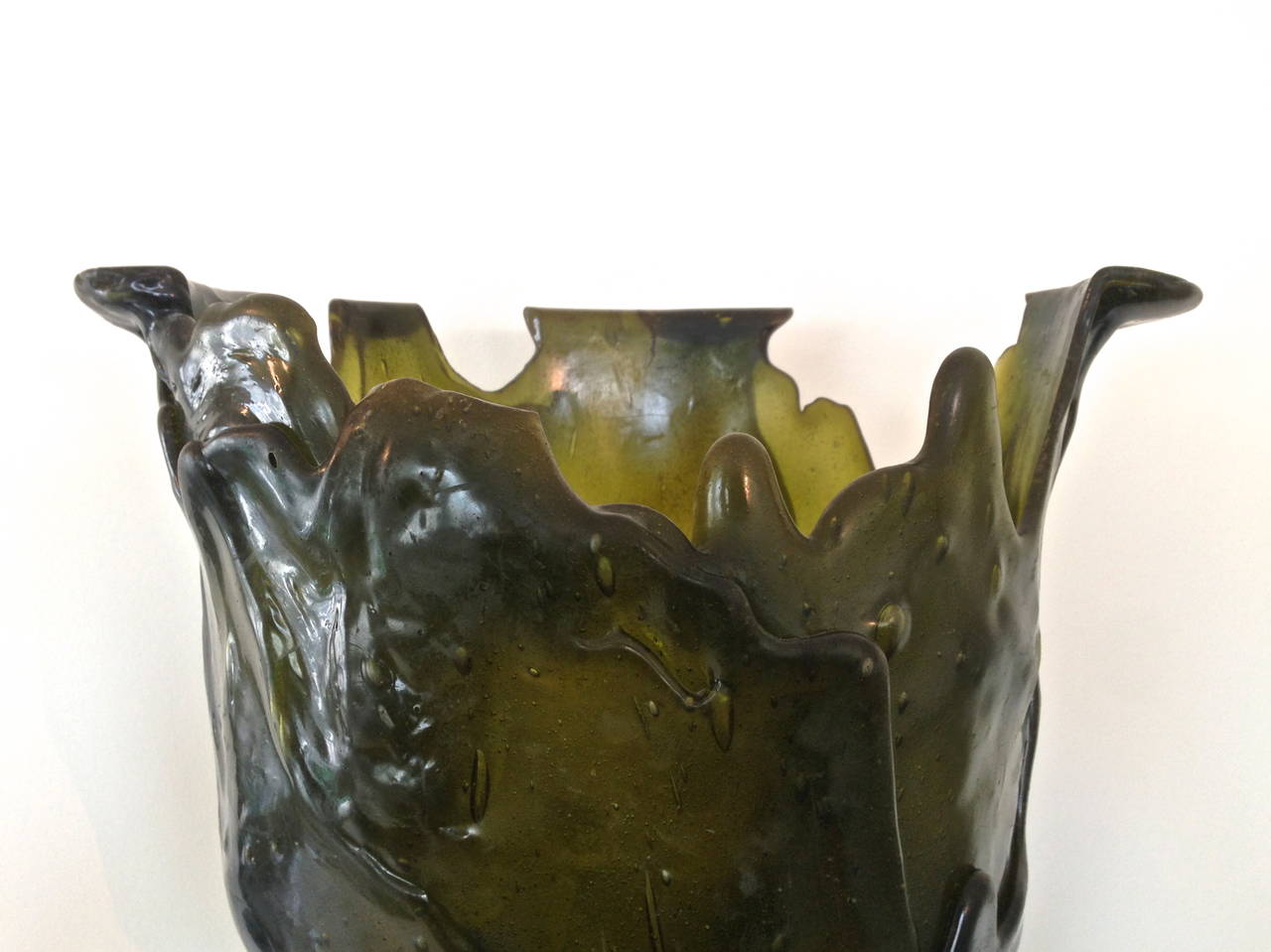 Amazonia vase in beautiful dark green resin by Gaetano Pesce fabricated by Fish Design NYC sometime between 1995 and 1998; has had only one owner.