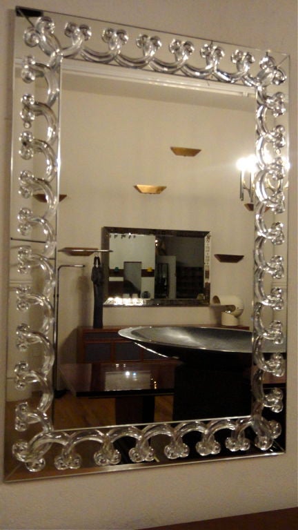 Art Deco Mirror designed in 1936 by Rene Lalique for Lalique Made in France 1977 In Good Condition In Jersey City, NJ