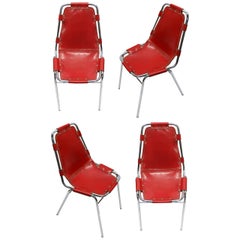  Quatre chaises rouges rares conçues par Charlotte Perriand, France, circa 1955