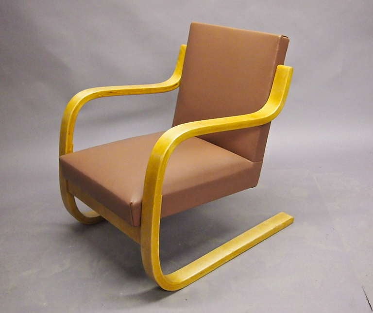 Wood Pair of Lounge chairs Alvar Aalto for artek 34/402 circa 1965 Finland