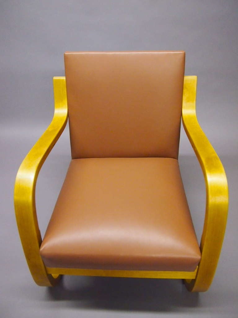 Mid-20th Century Pair of Lounge chairs Alvar Aalto for artek 34/402 circa 1965 Finland