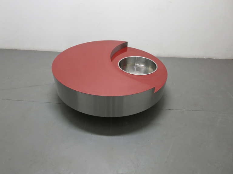 Metal Round Red Revolving Coffee Table Designed by Willy Rizzo 1971 Made in France