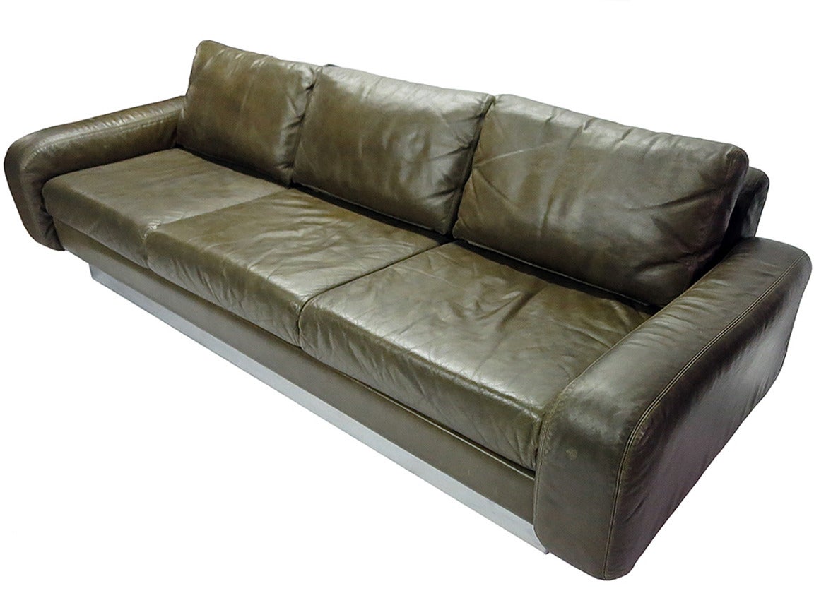 Sofa in Original Leather Circa 1960 2