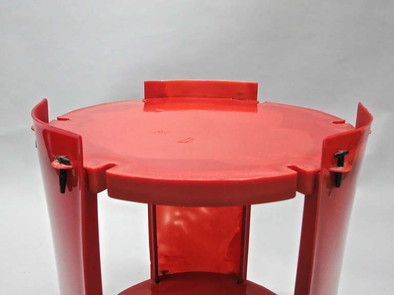 Modern Nobodys Round Stackable Table Designed by Gaetano Pesce