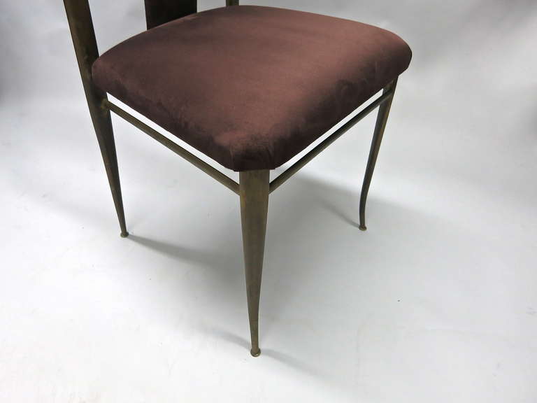 Ensemble de quatre chaises de salle à manger marquées Made in Italy, vers 1955 en vente 3