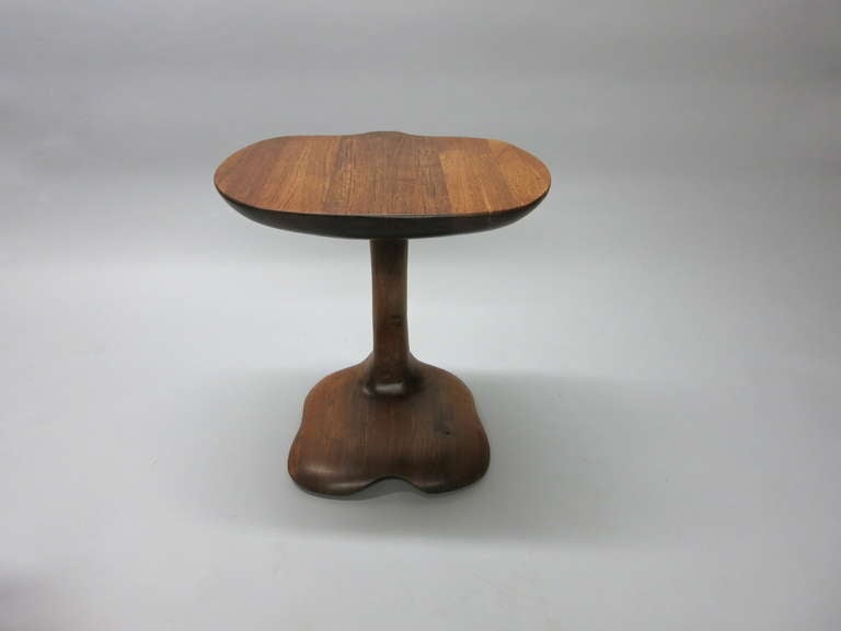 Side Table in the Style of Wendell Castle circa 1960 Made in USA In Excellent Condition In Jersey City, NJ