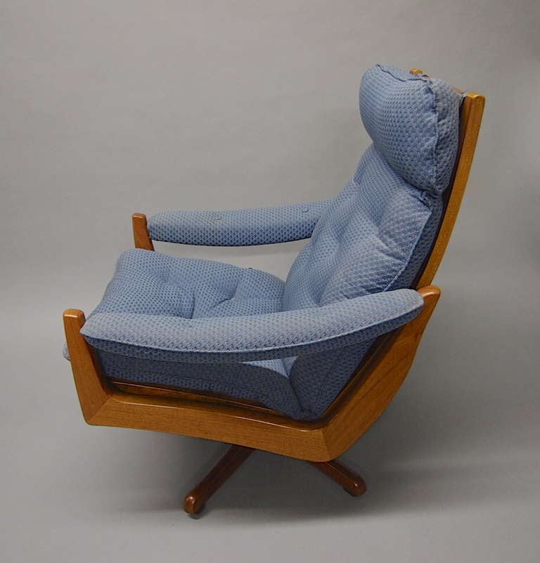 Modern Swivel Chair and Ottoman by Vatne Mobler Norway 1960's