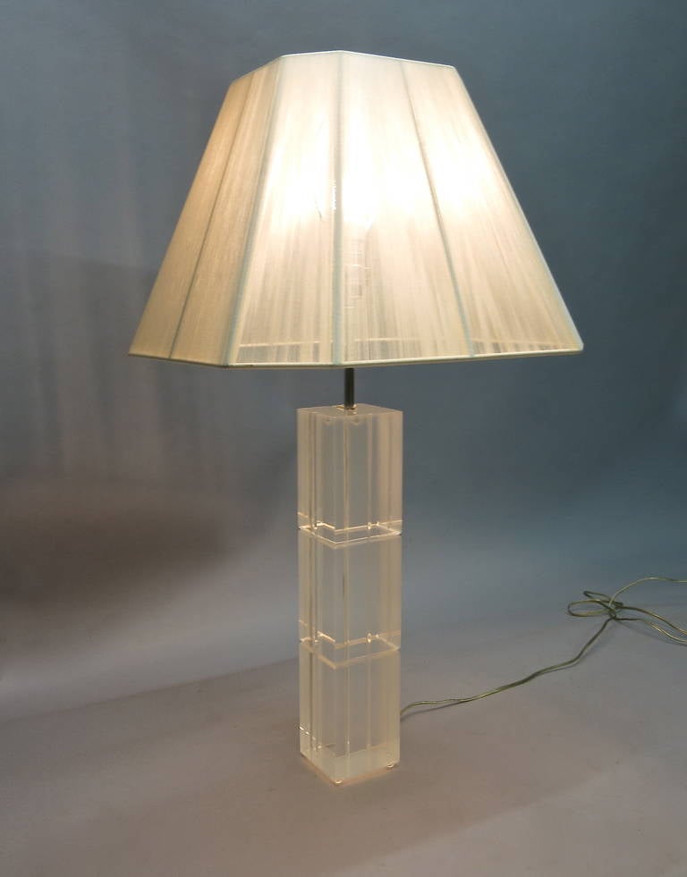 Clear Pair of Table Lamps in Solid Lucite, Made in USA, circa 1970 For