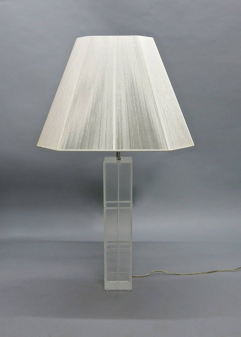Mid-Century Modern Clear Pair of Table Lamps in Solid Lucite, Made in USA, circa 1970