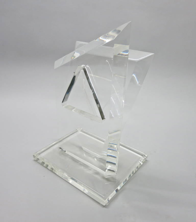 Mid-Century Modern Sculpture in Lucite Signed Van Teal Circa 1960 USA