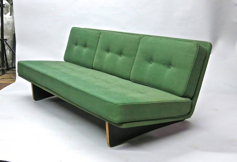 Artifort Sofa Designed by Kho LIang Le in 1965 from the Netherlands In Excellent Condition In Jersey City, NJ