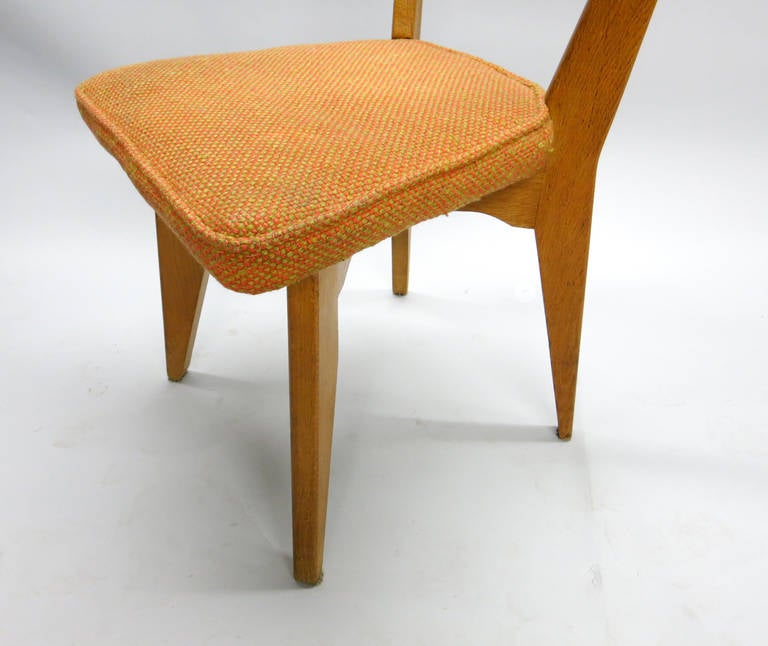 Set of Four French Dining Chairs by Guillerme et Chambron in Oak, circa 1950 1