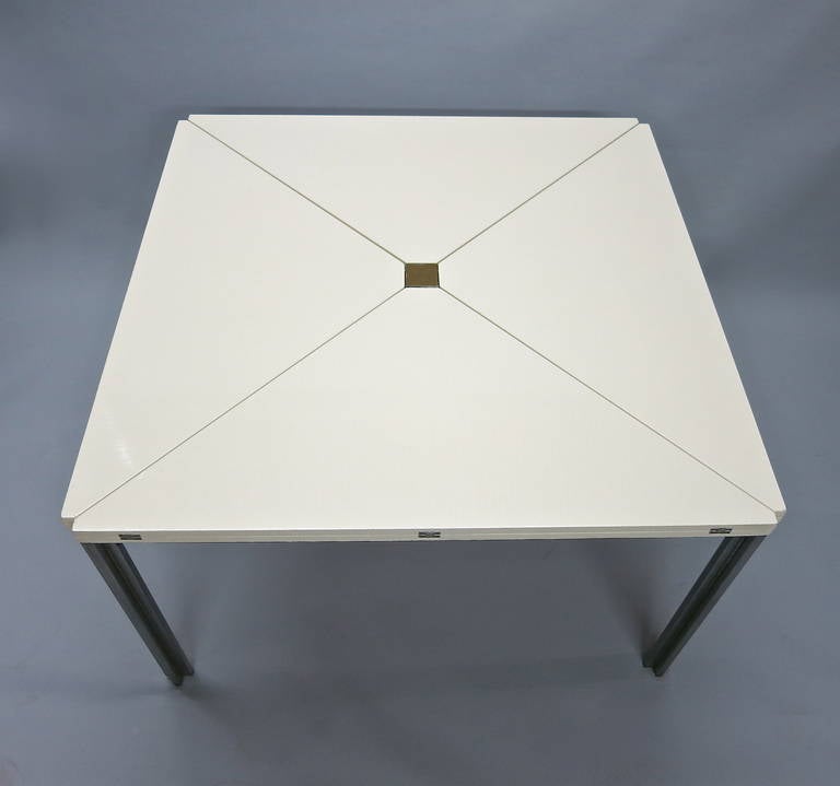 Italian T92 Folding Table by Eugenio Gerli and Mario Cristiani for Tecno, Italy 1960 For Sale