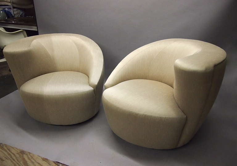 Mid-Century Modern Pair of Vintage Nautilus Swivel Chairs by V. Kagan Newly Upholstered C. 1980
