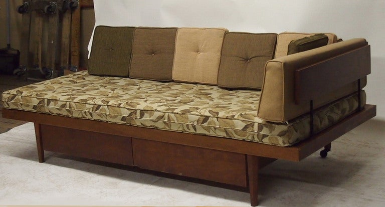 DayBed after Paul McCobb circa 1950 American In Good Condition In Jersey City, NJ