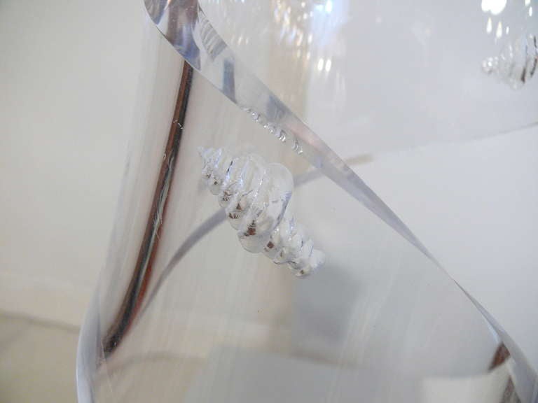20th Century Engraved Shells Lucite Ribbon Sculpture For Sale