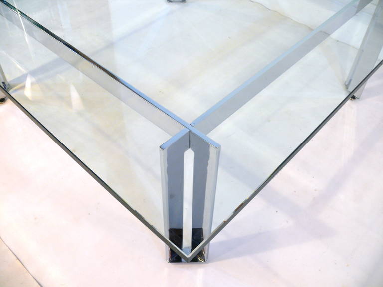 Mid Century Chrome and Glass Cocktail Table In Excellent Condition For Sale In New York, NY