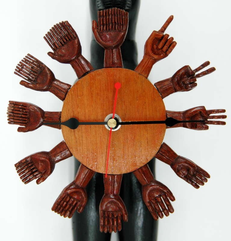 Bois Horloge chat égyptienne de Pedro Friedeberg en vente