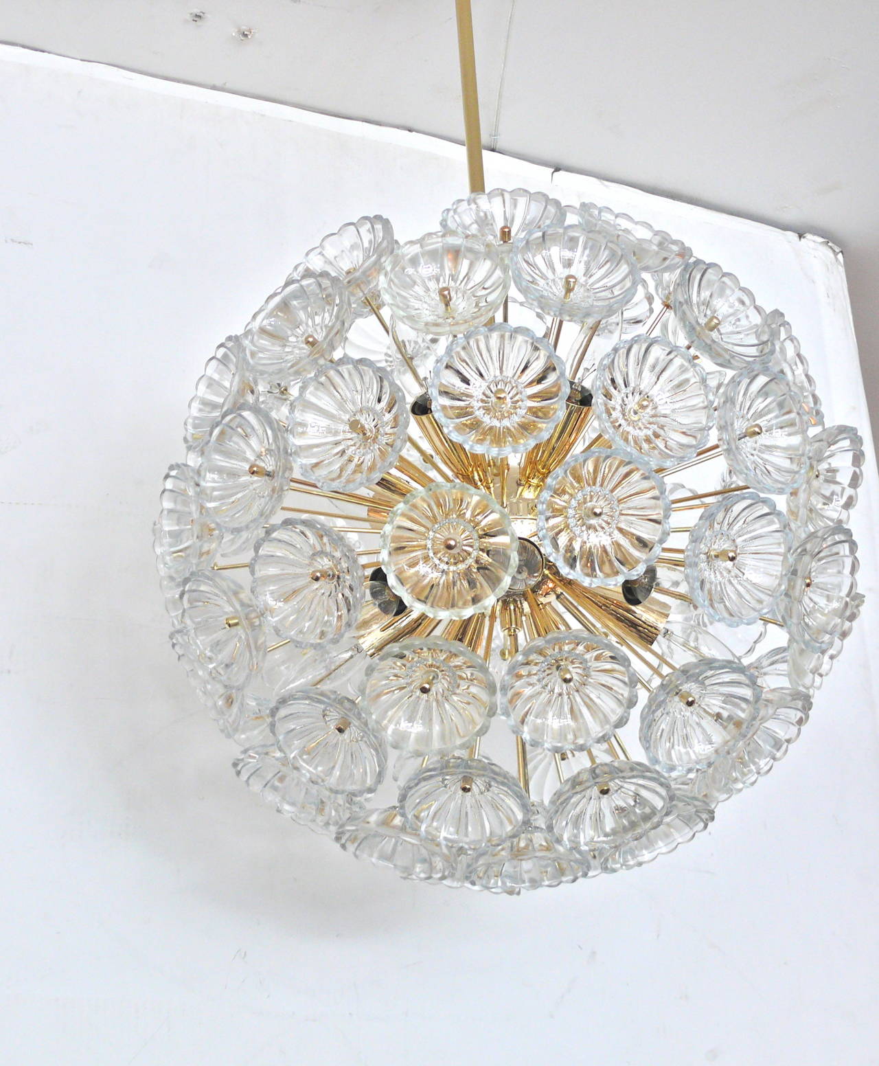 Large Brass and Glass Sputnik Chandelier In Excellent Condition In Beverly Hills, CA
