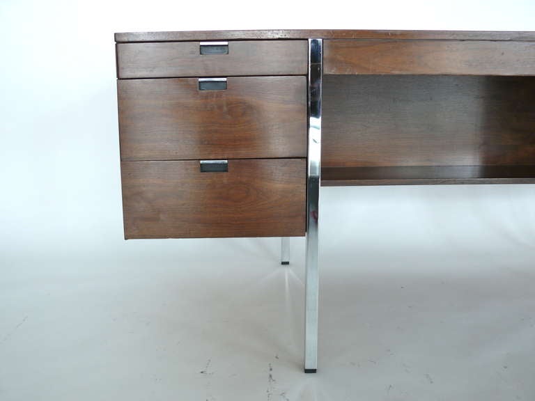 Roger Sprunger for Dunbar Rosewood Desk In Good Condition In Beverly Hills, CA