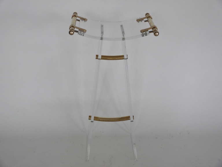 Lucite and Brass Bar Stool In Excellent Condition In Beverly Hills, CA