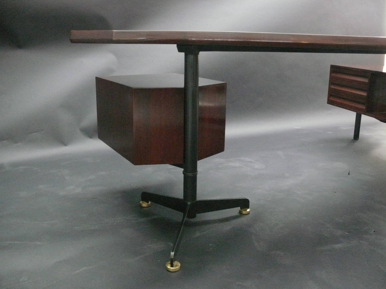 Large Rosewood Desk by Osvaldo Borsani 3