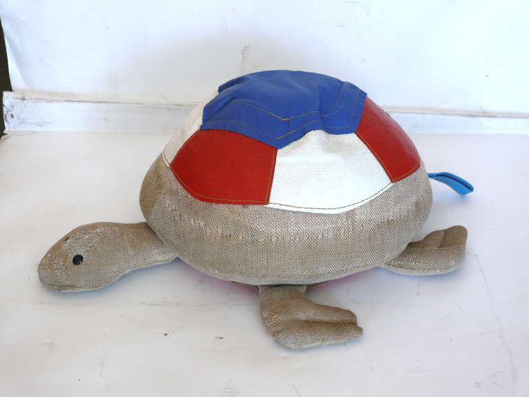 Incredible vintage turtle by Renate Müller. Orig­i­nally designed in the 1960s as ther­a­peu­tic toys, Müller took over the rights to her designs in 1990. She con­tin­ues to hand-produce very lim­ited quan­ti­ties of the clas­sic designs as well as