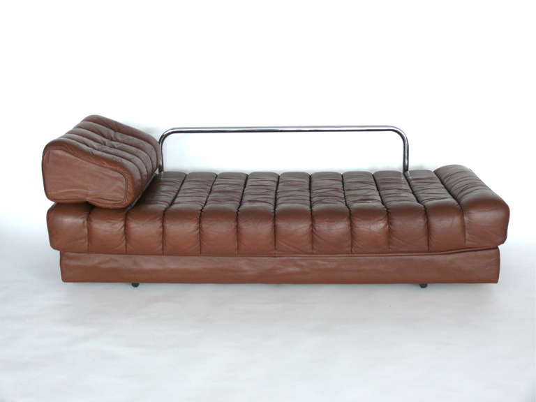 Leather and Chrome Sofa Bed by De Sede In Good Condition In Beverly Hills, CA