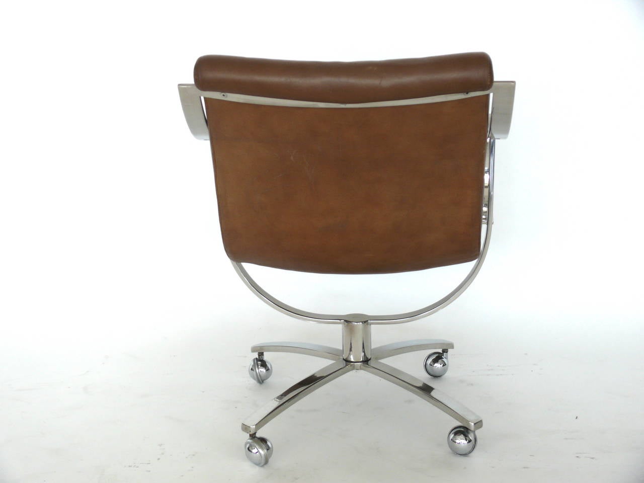 Steelcase Chair by Gardner Leaver 2