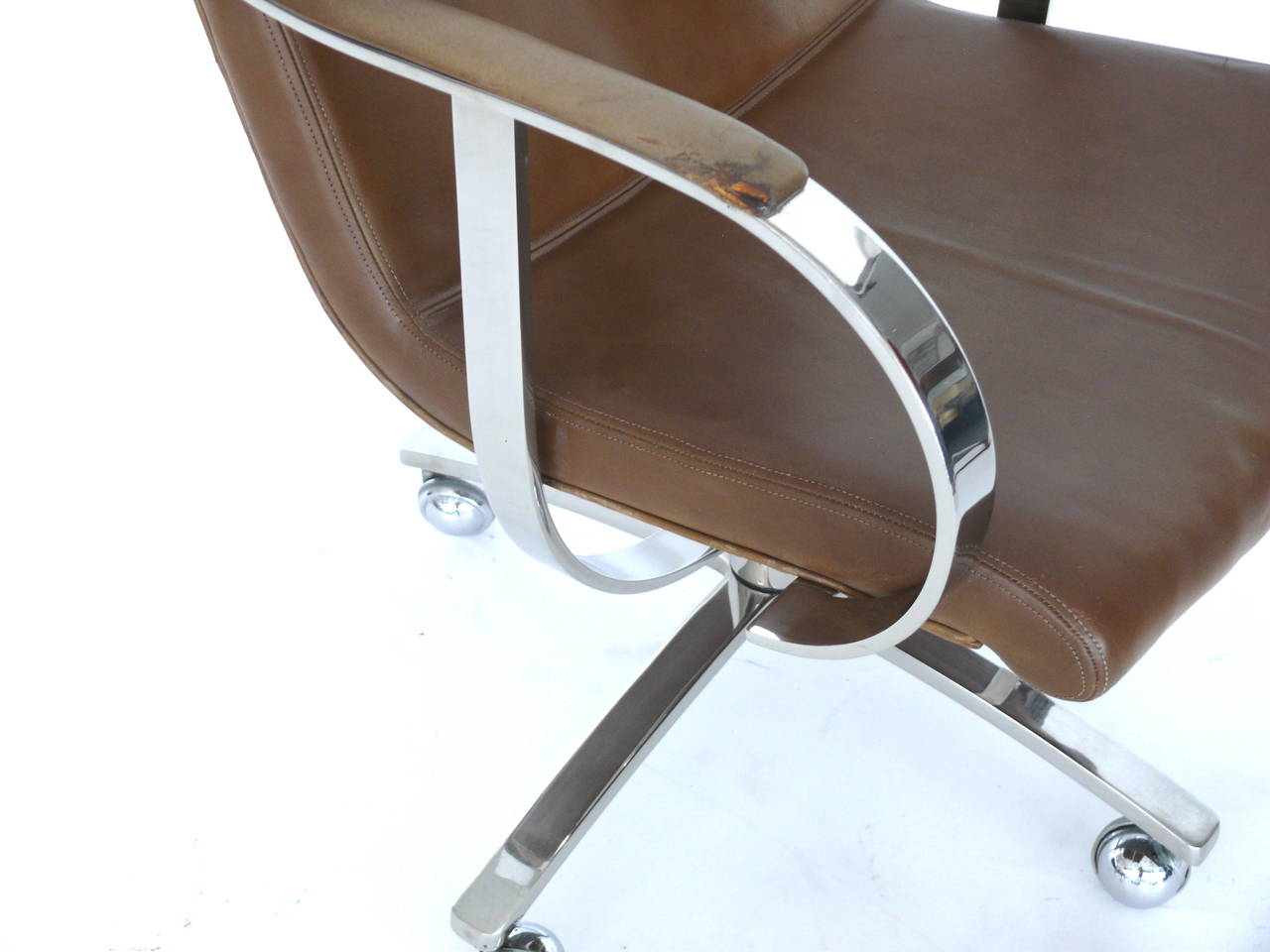 Steelcase Chair by Gardner Leaver 4