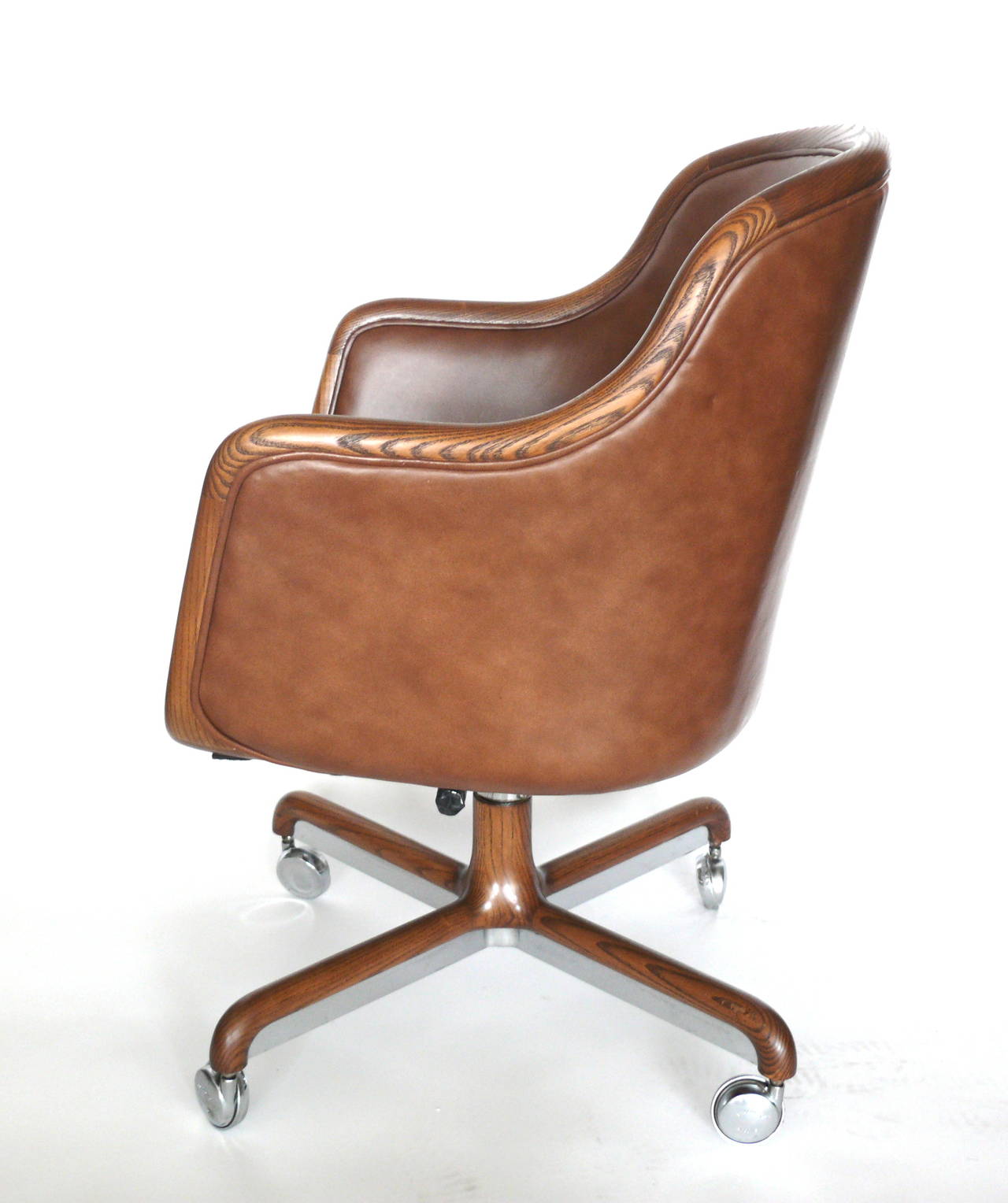 Ward Bennet Office Chair In Excellent Condition In Beverly Hills, CA