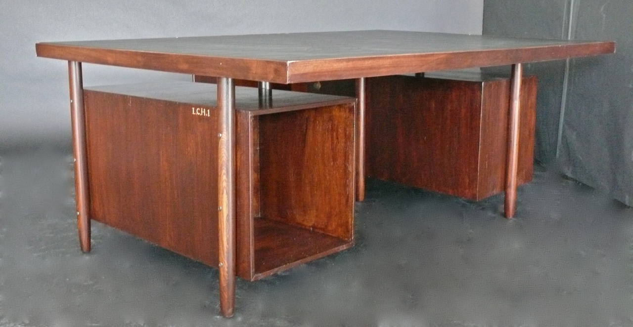 Mid-20th Century Desk by Pierre Jeanneret