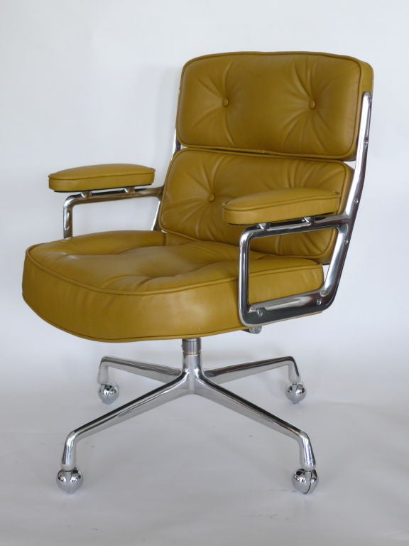 American Eames Time Life Chair