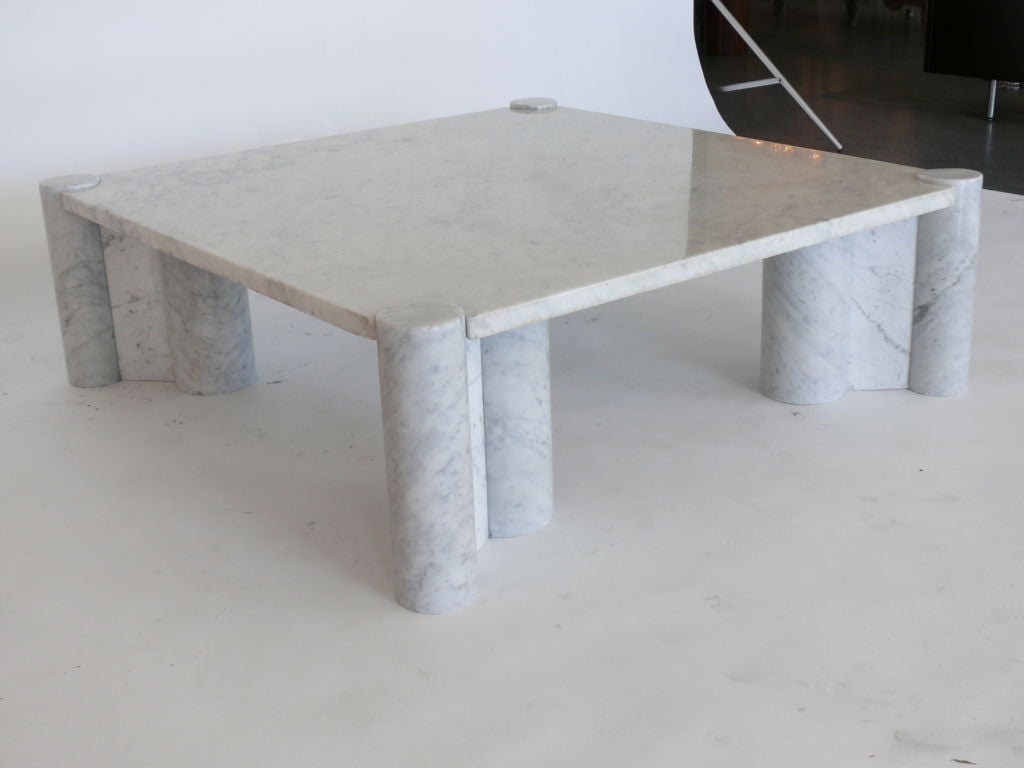 Gae Aulenti Marble Coffee Table In Excellent Condition In Beverly Hills, CA