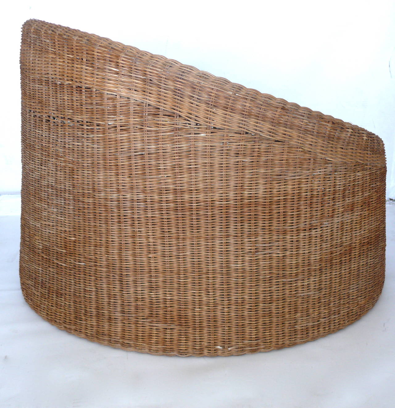 Mid-20th Century Pair of Wicker Chairs by Eero Aarnio