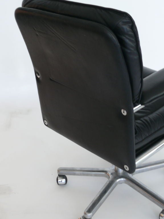 Pace Desk Chair 1