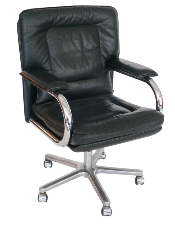 Pace Desk Chair