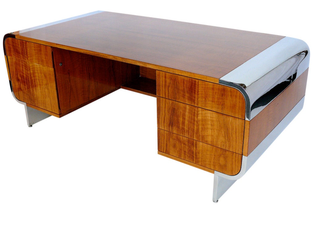 Pace Executive Desk