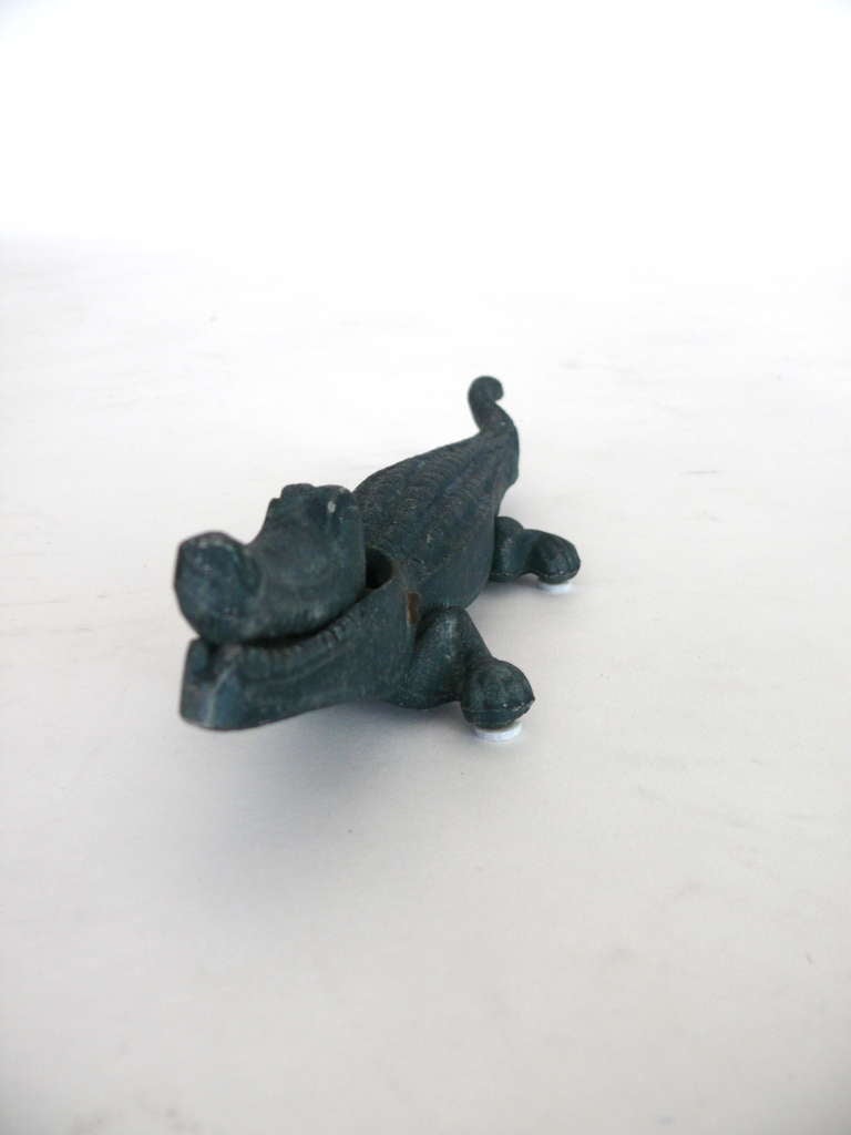 Iron Alligator Nutcracker 1