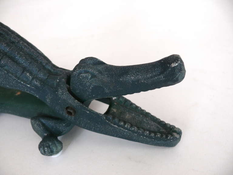 Iron Alligator Nutcracker 3