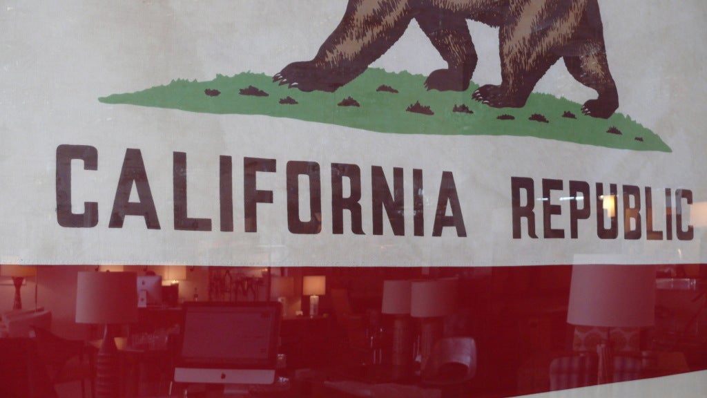 Wood Massive Vintage California State Flag