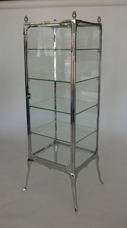 Argentinische Vitrine aus Chrom und Glas