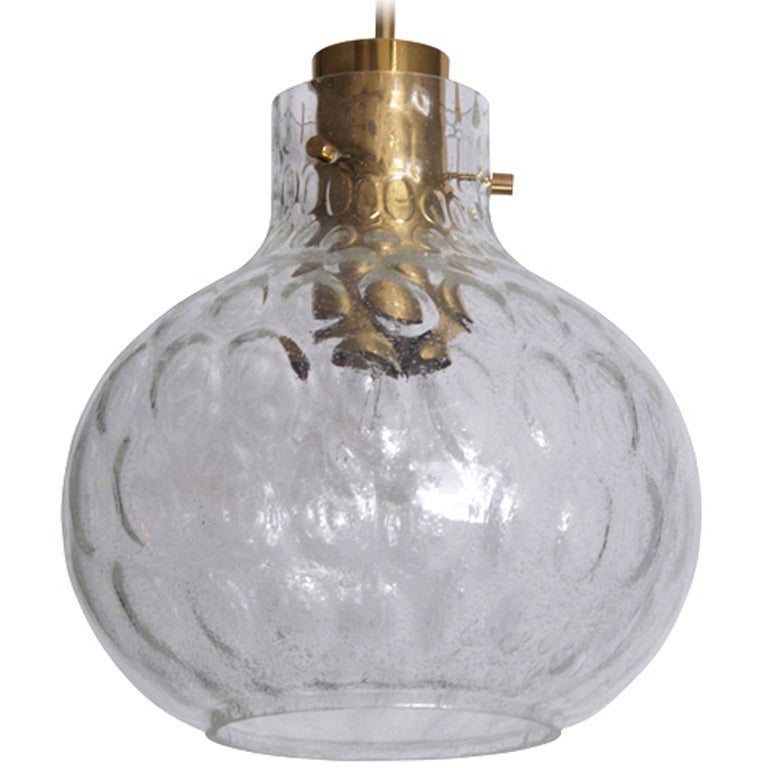 Petite suspension globe en verre en vente